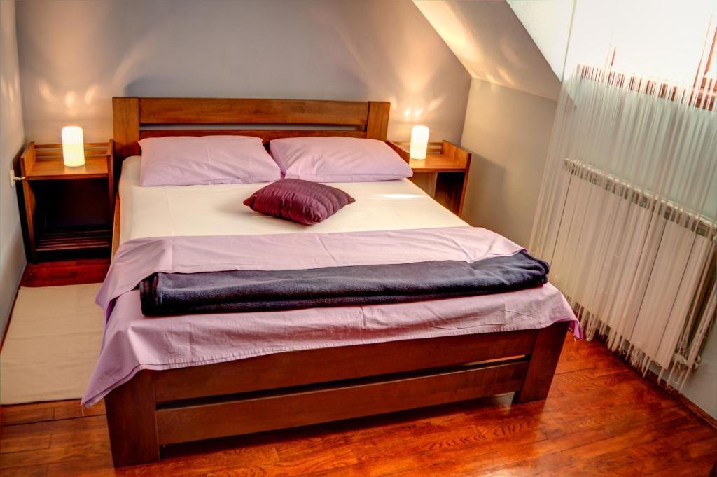 סלוניי Apartments And Rooms Stefanac חדר תמונה
